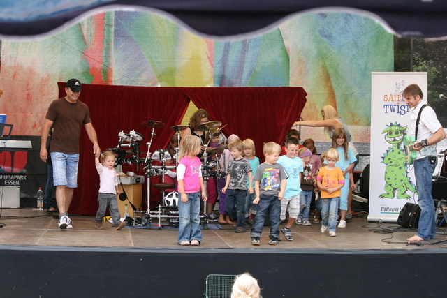 gal/2010/2010 Saitentwist Gruga Tag des Kindes 25.07. Stadtwerke Essen/2010 Saitentwist Gruga 25.07. Stadtwerke Essen (110).jpg